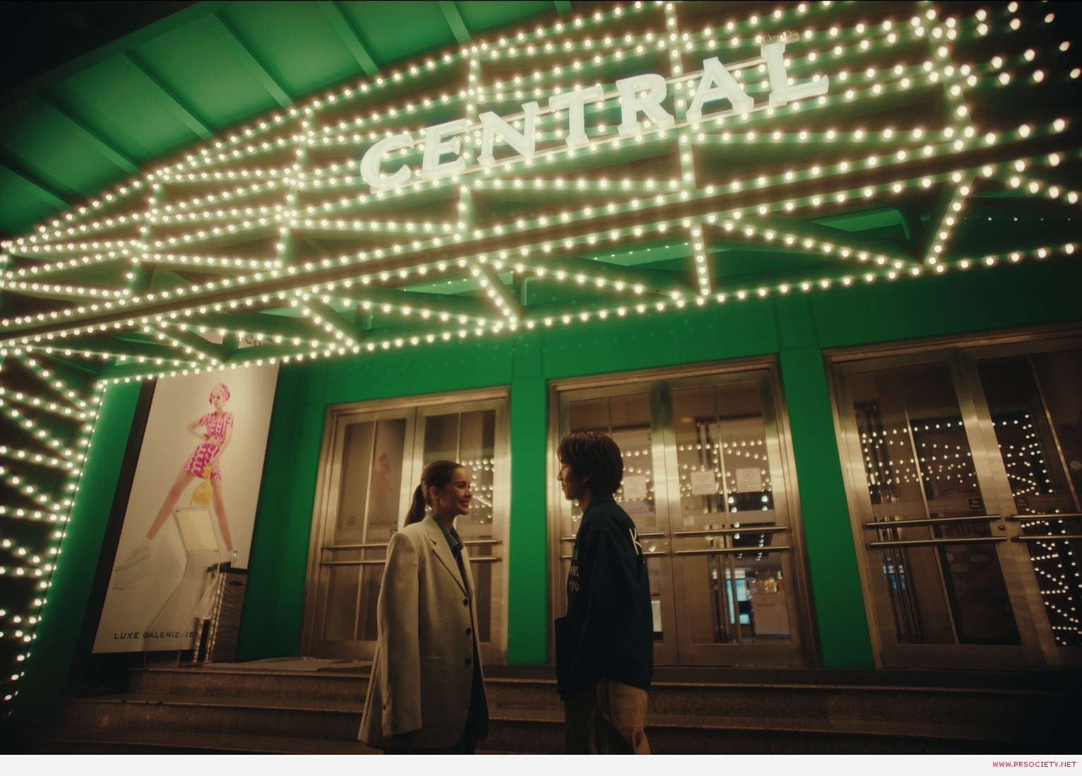 ภาพประกอบข่าว_MV - CENTRAL13