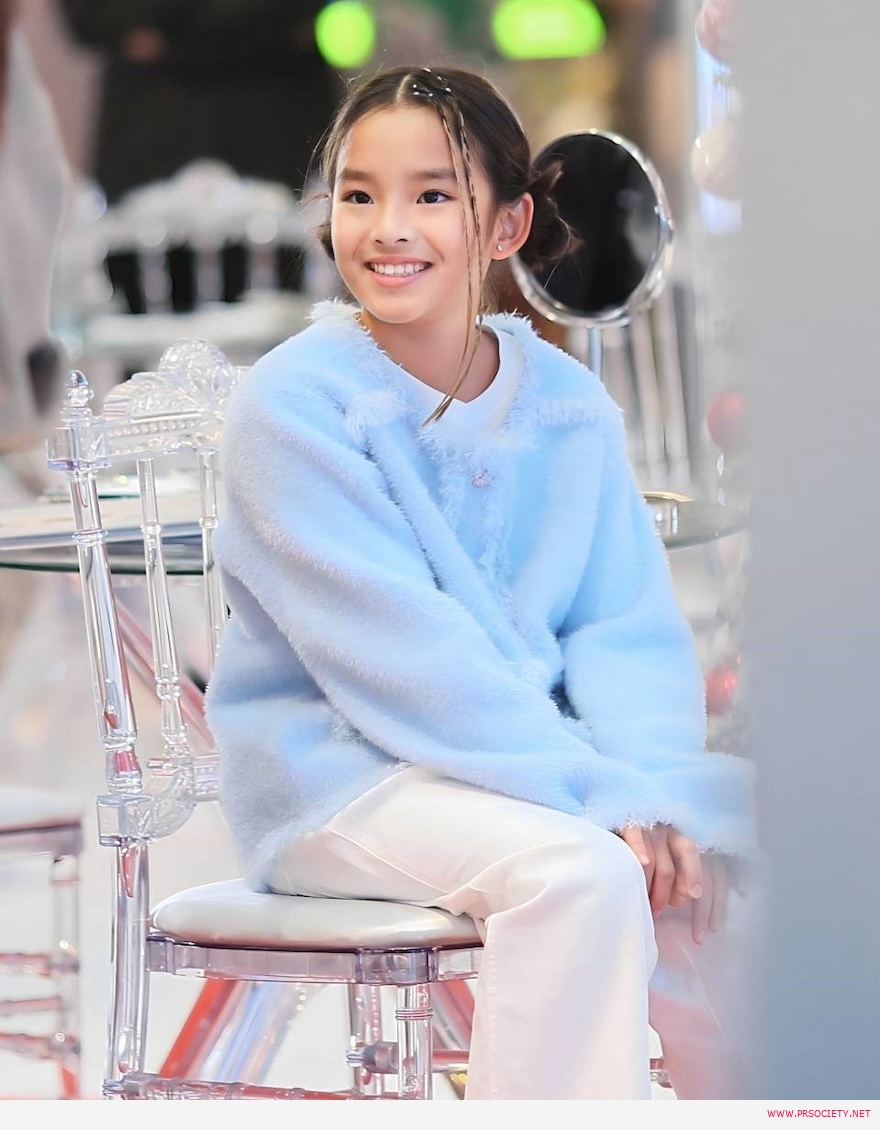 น้องปีใหม่ - เอวาริณ เตชะณรงค์